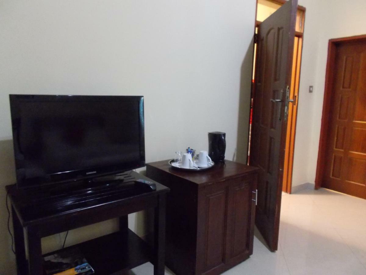 Waterfalls Hotel ลุซากา ภายนอก รูปภาพ